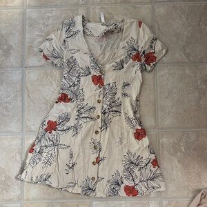 RVCA Cream and Black Leaf Patterned dress